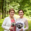 Krajkov� svatebn� �aty pro nev�stu a �aty s bolerkem pro maminku = �it� na m�ru